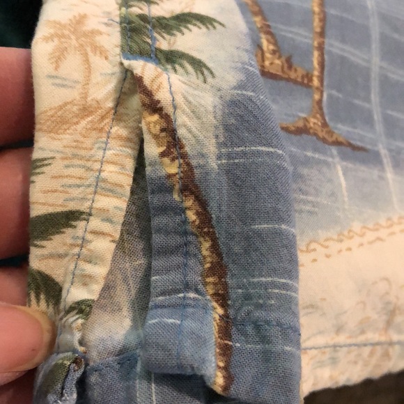 Men’s Batik Bay XL Shirt - Picture 5 of 5